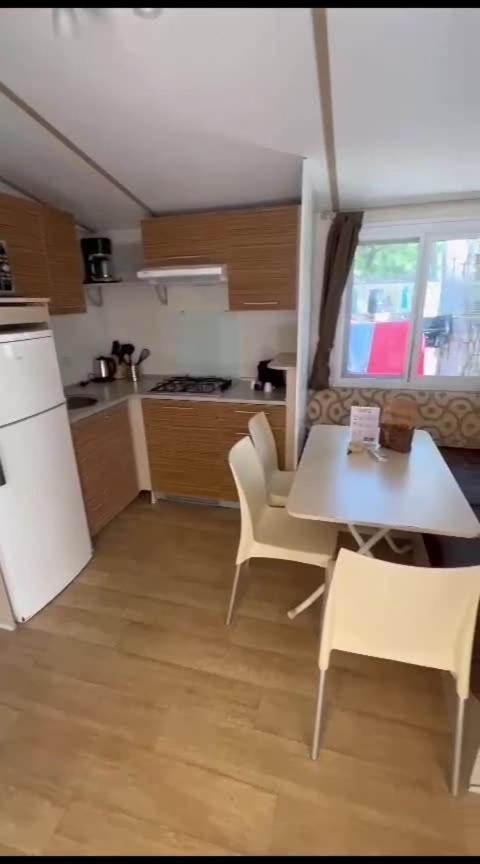 Mipro Mobilhome 6 Lido di Spina Bagian luar foto